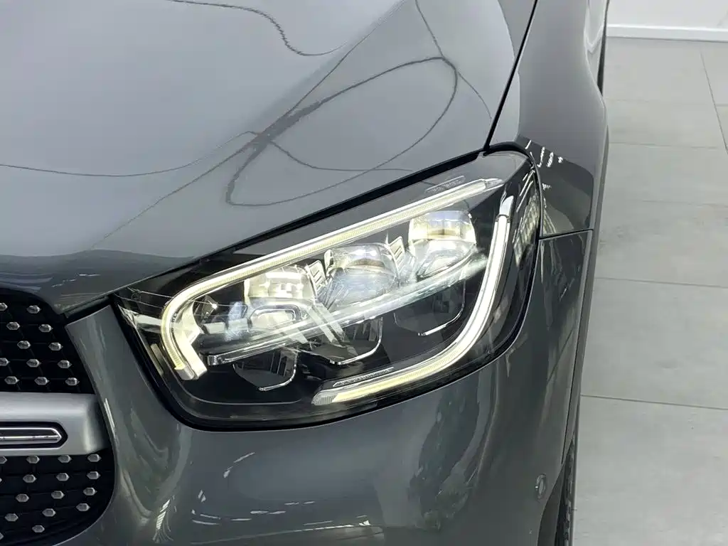 Mercedes-Benz GLC — миниатюра 6