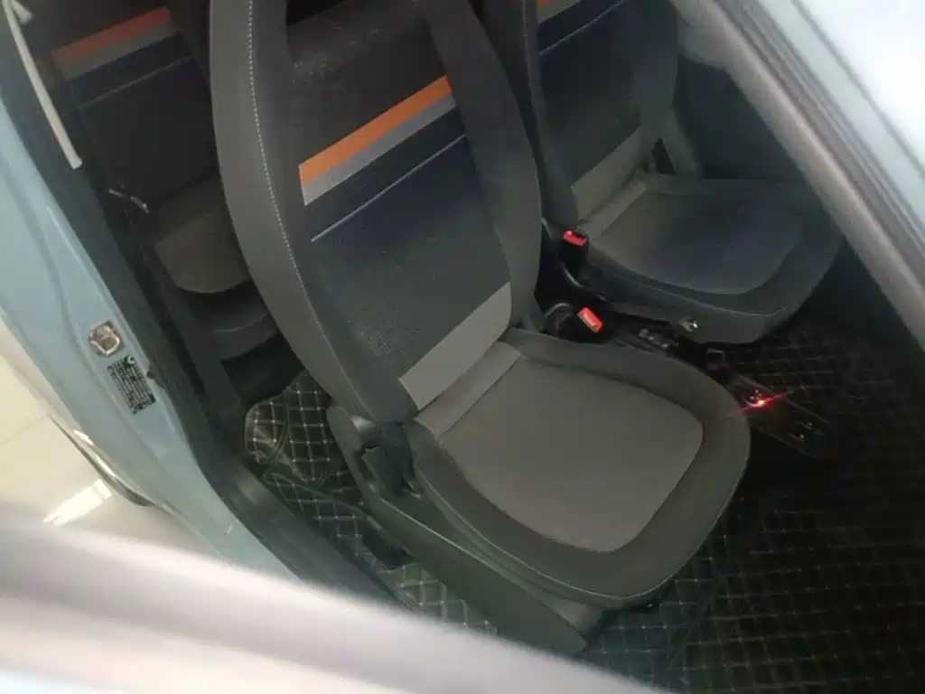 Wuling MINIEV — миниатюра 25