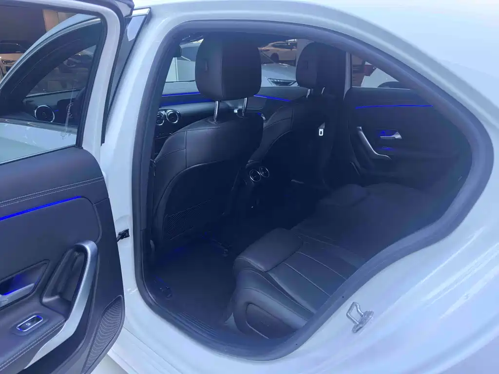 MERCEDES-BENZ A CLASS