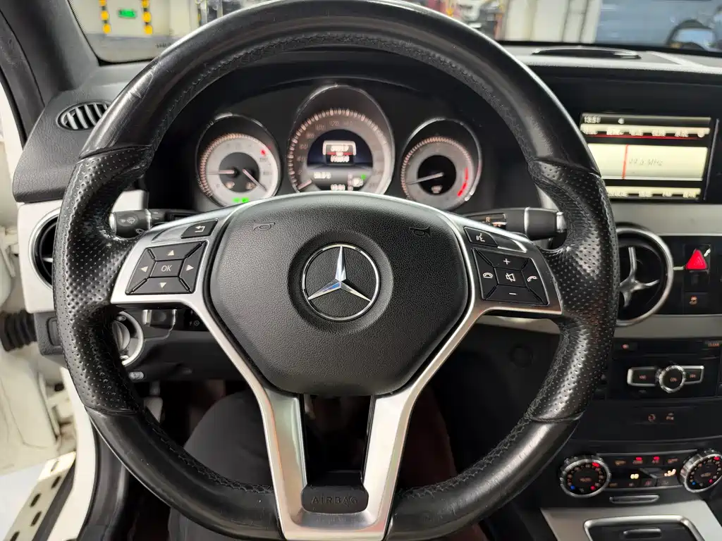 Mercedes-Benz GLK-Class — миниатюра 13