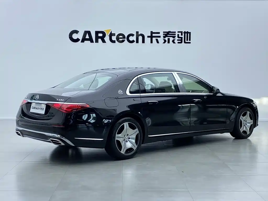 Mercedes-Benz S-Class — миниатюра 13