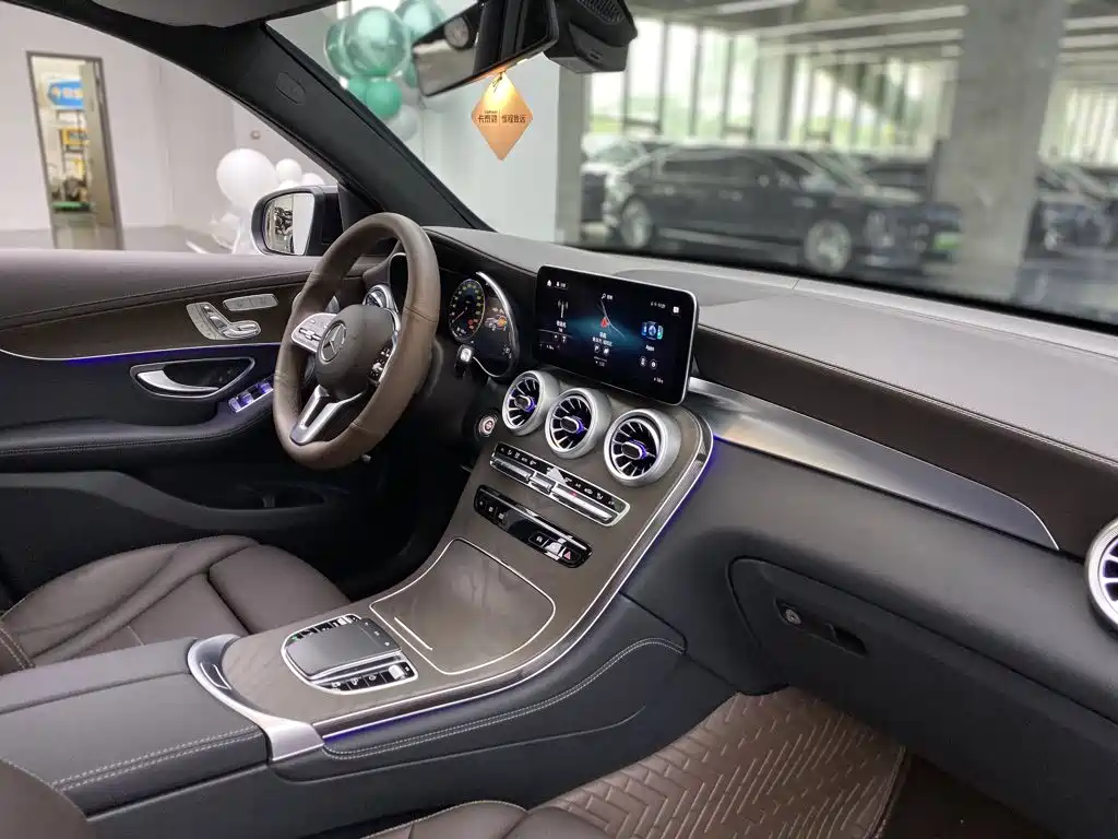 Mercedes-Benz GLC — миниатюра 20