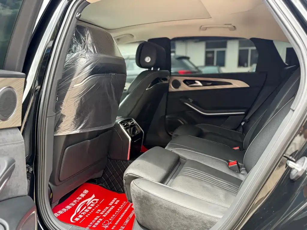Hongqi H9 2020 2.0T