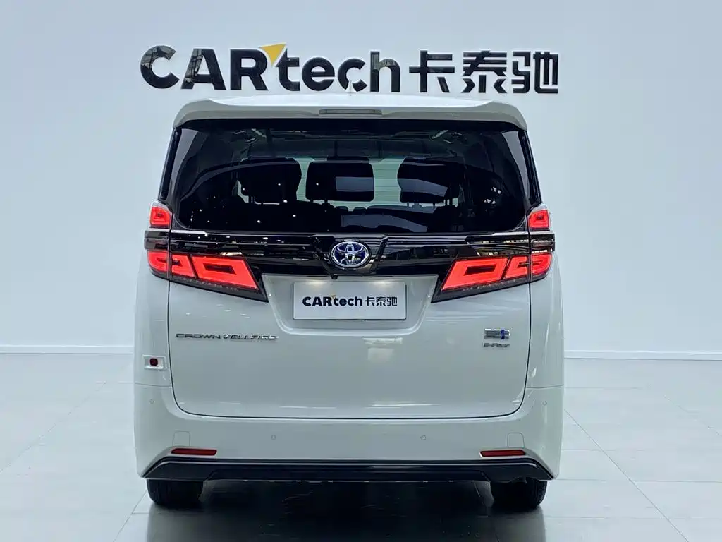 Toyota Vellfire — миниатюра 4