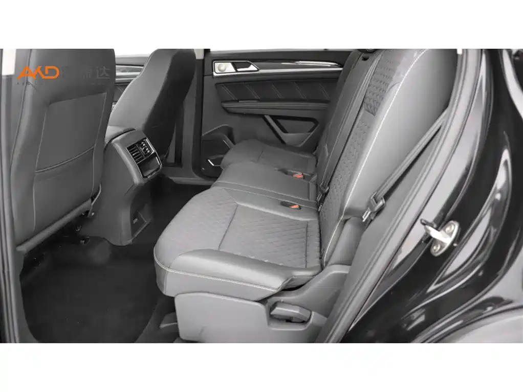 Volkswagen Teramont — миниатюра 7