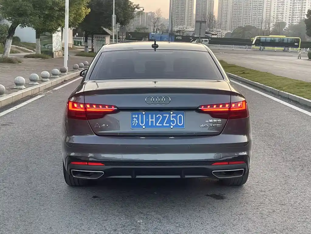Audi A4L — миниатюра 4