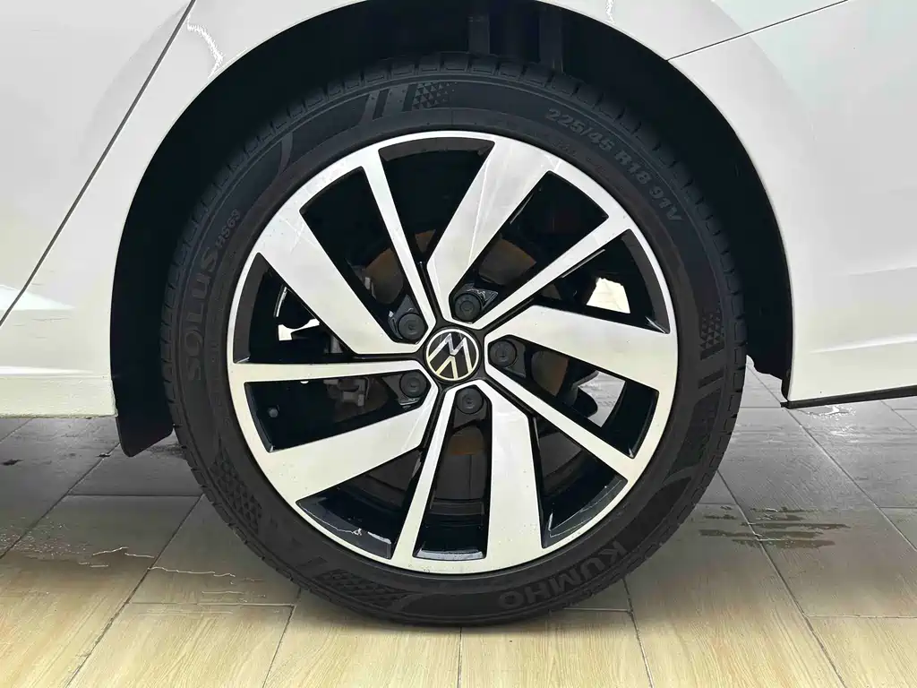 Volkswagen Sagitar — миниатюра 17