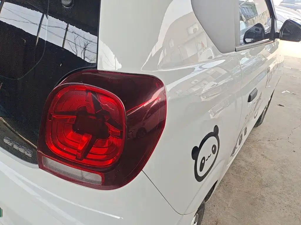 Roewe Clever — миниатюра 8