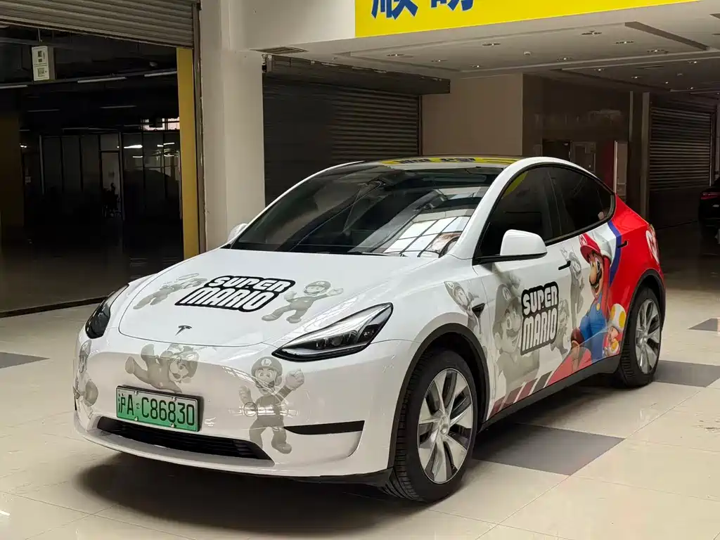 Tesla Model Y 2023