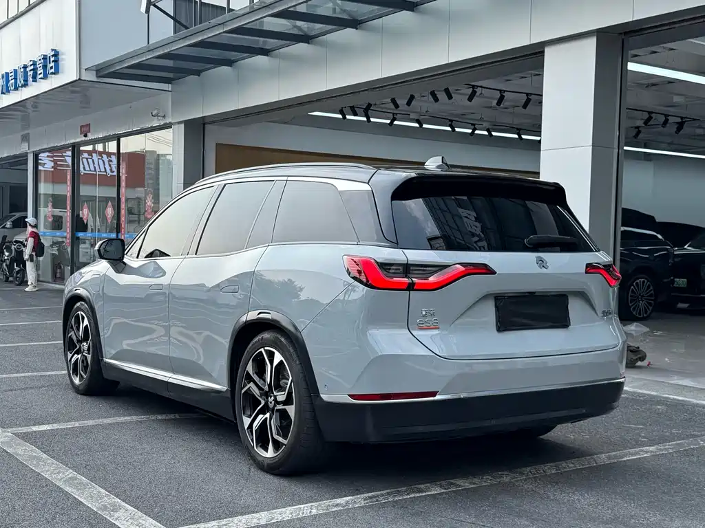 NIO ES8 — миниатюра 7