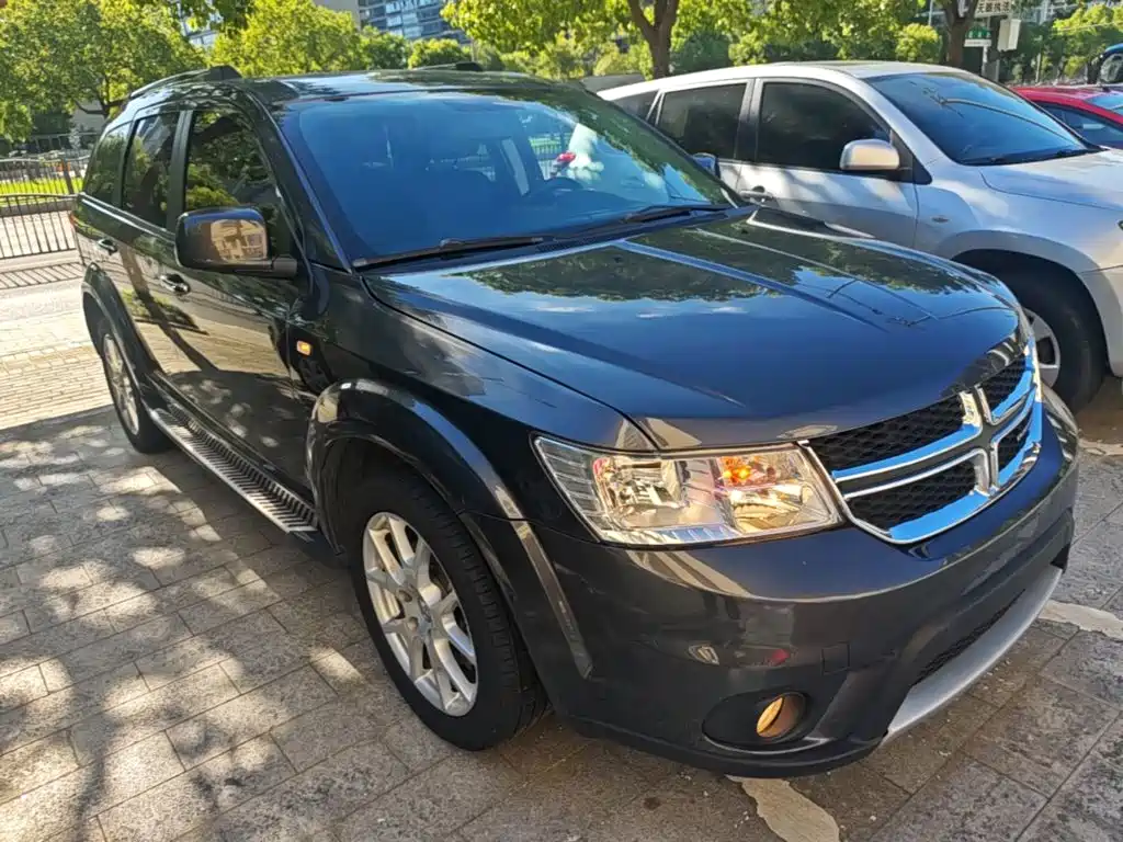 Dodge Journey — миниатюра 4