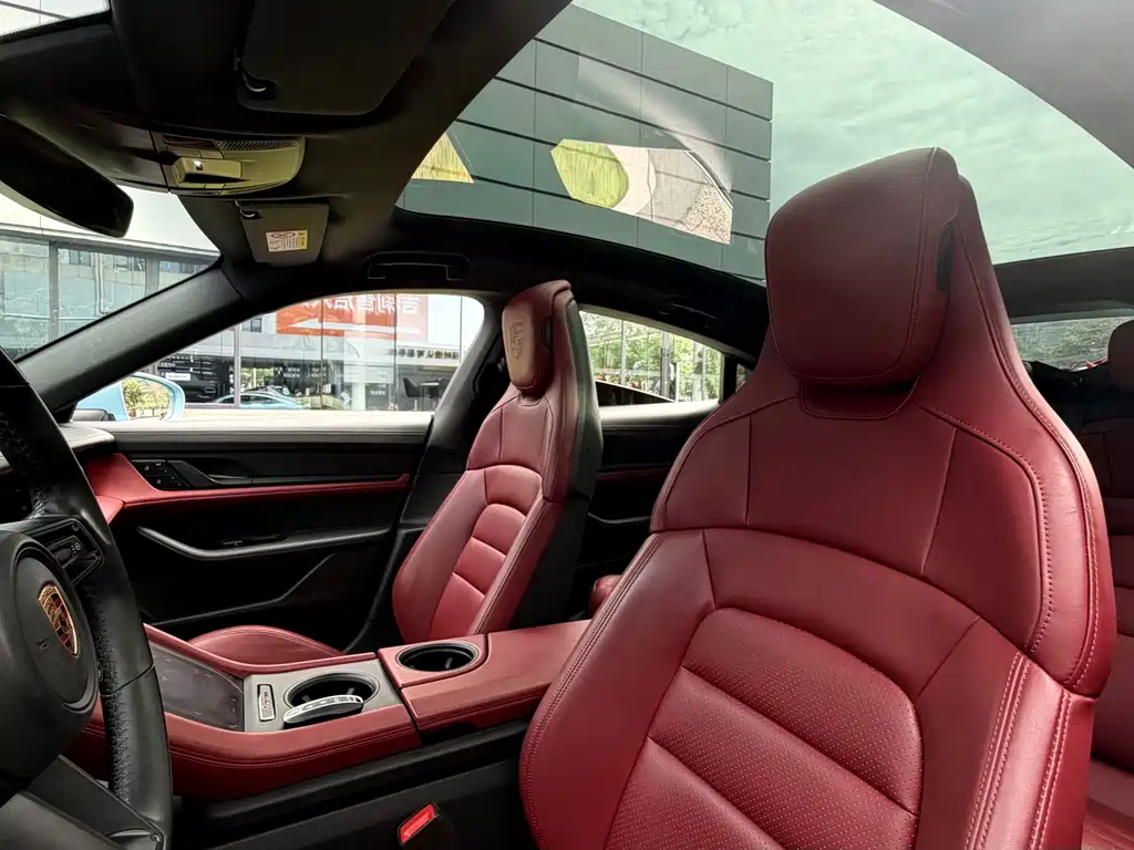 Porsche Taycan — миниатюра 11