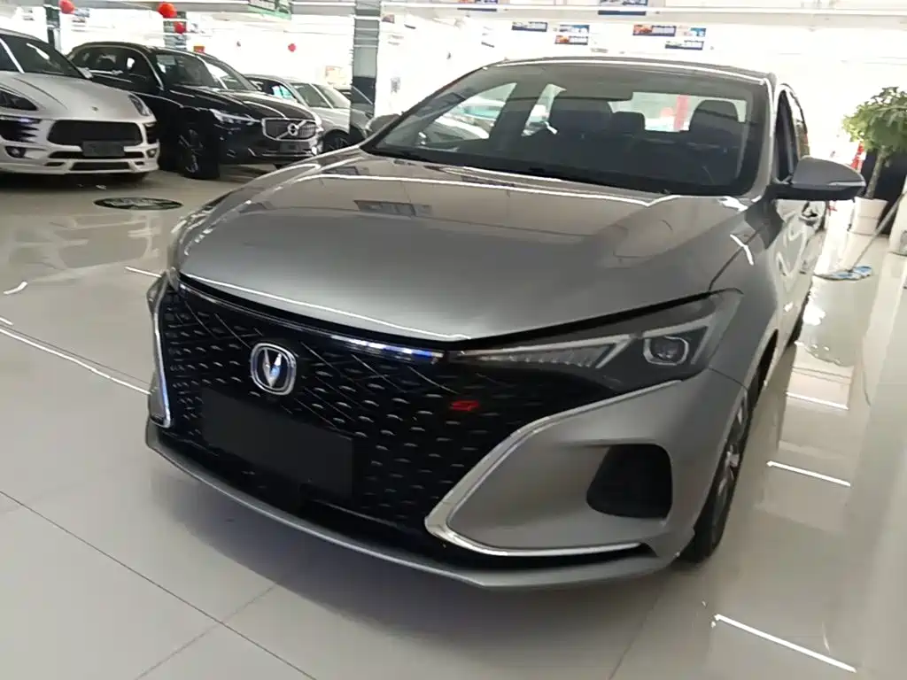 Changan Eado — миниатюра 2