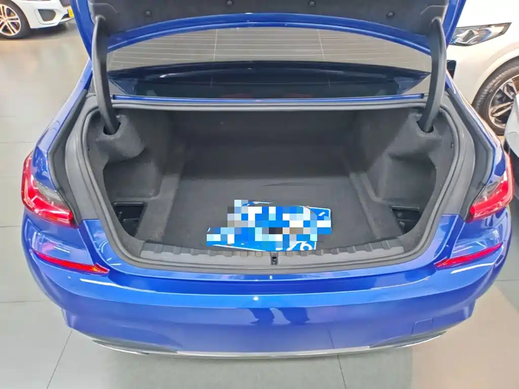 BMW 3 Series — миниатюра 19