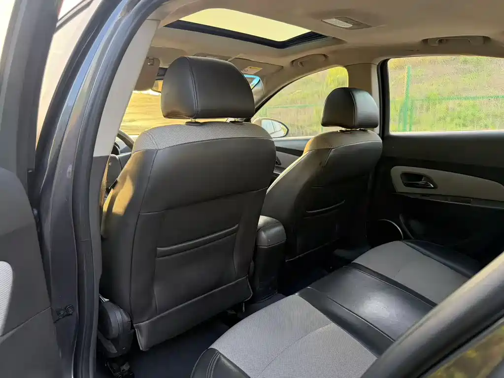 Chevrolet Cruze 1.8L SE AT, фото 6