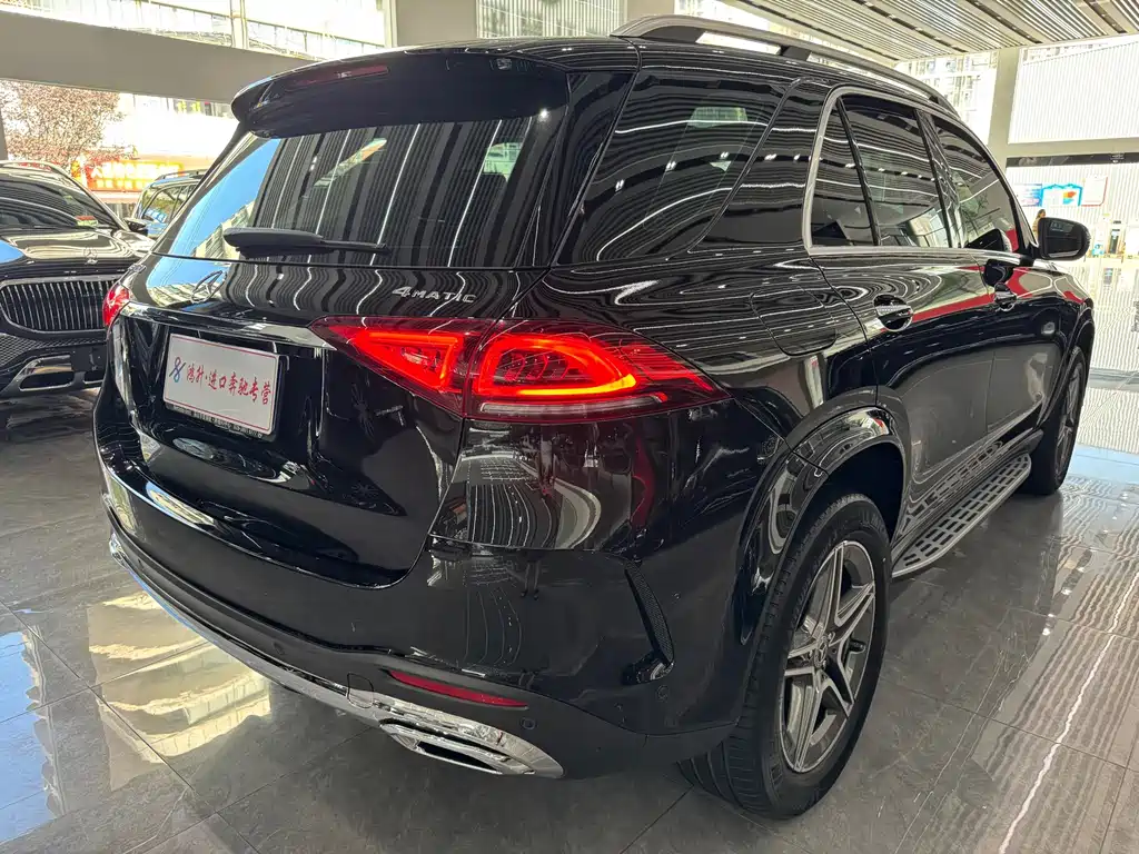Mercedes-Benz GLE (Import) — миниатюра 24