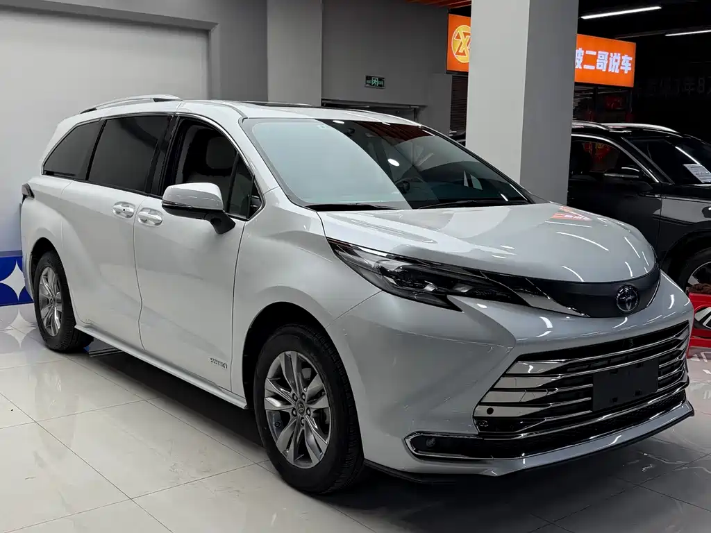 Toyota Sienna 2023 2.5L Comfort