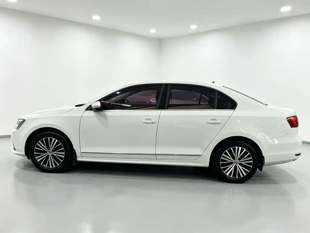 Volkswagen Sagitar — миниатюра 14