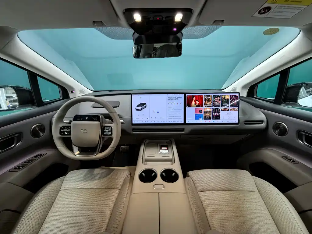 Li Auto i8 2025 Standard