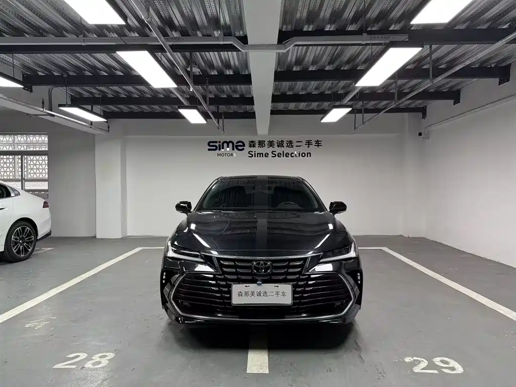 TOYOTA ASIAN DRAGON