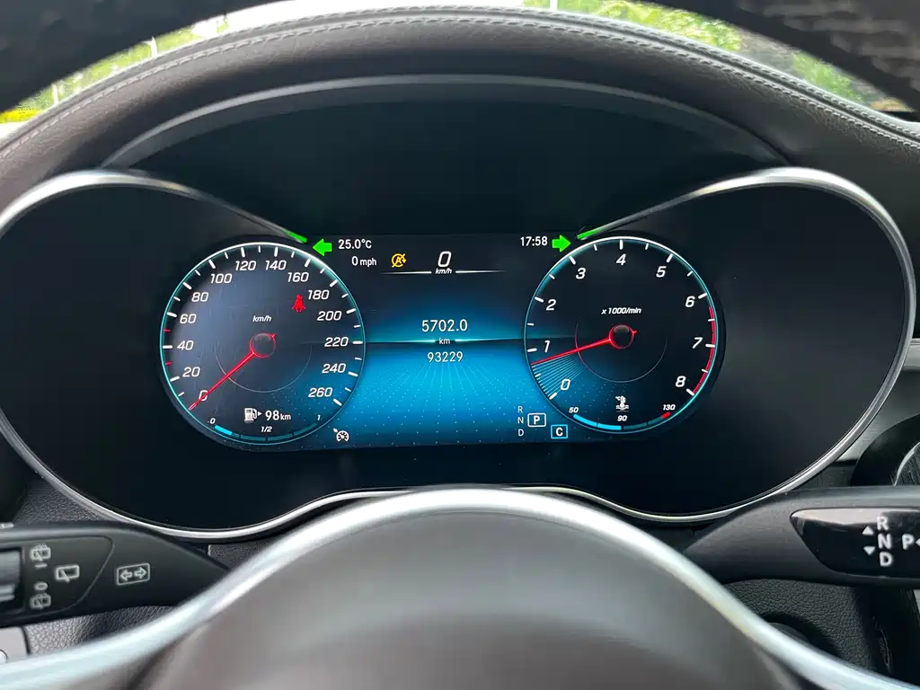 Mercedes-Benz GLC 2021 GLC 260 L 4MATIC