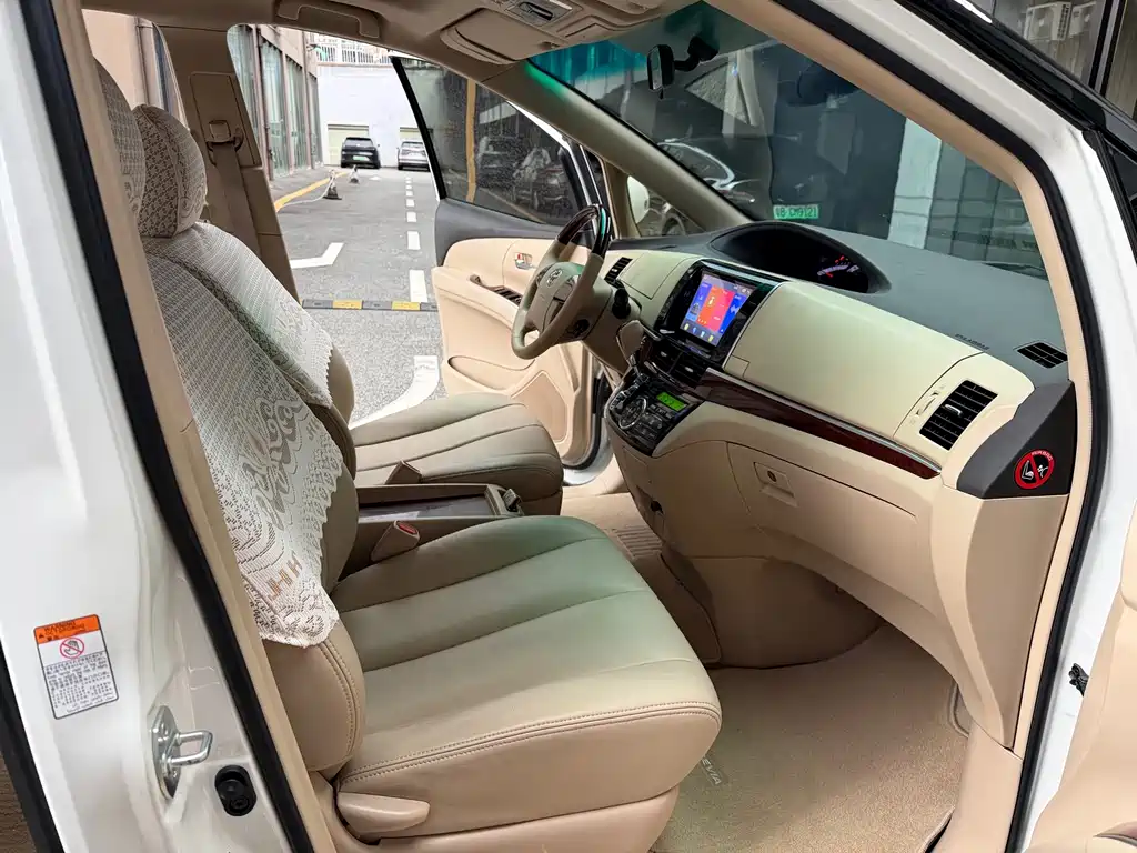 Toyota Previa — миниатюра 13