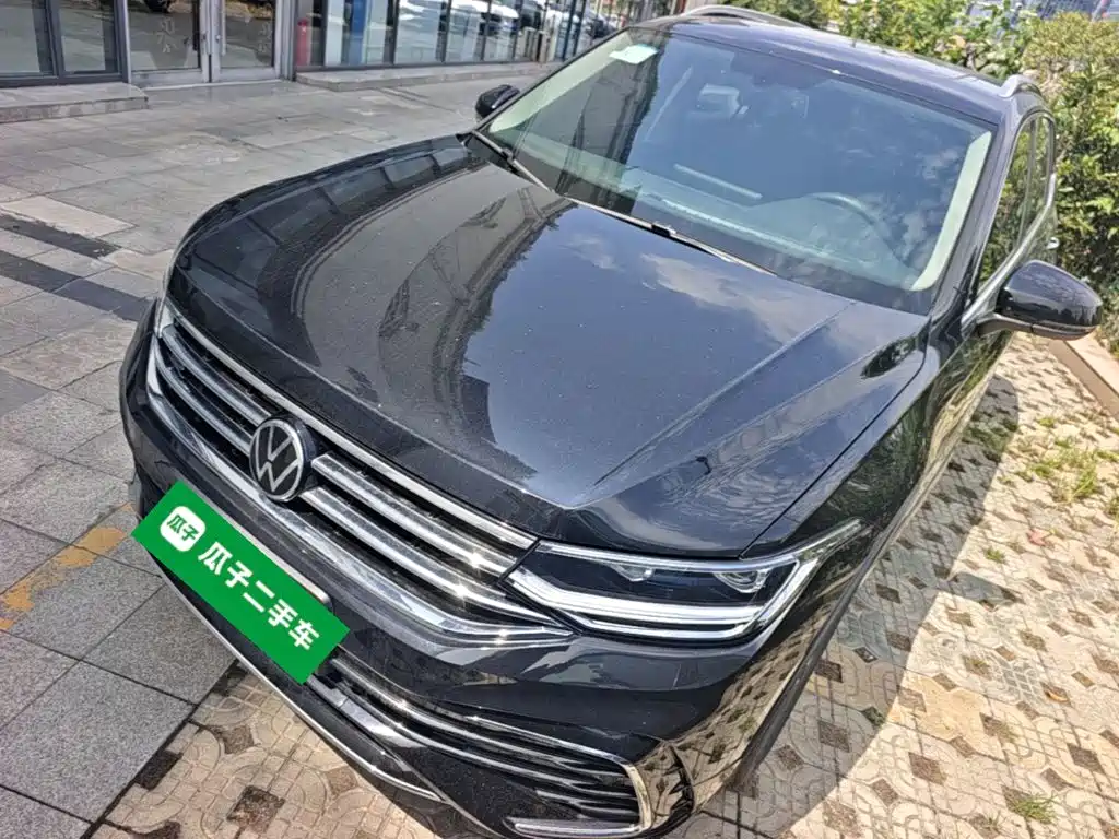 Volkswagen Tiguan L L 2024 330TSI AT R-Line
