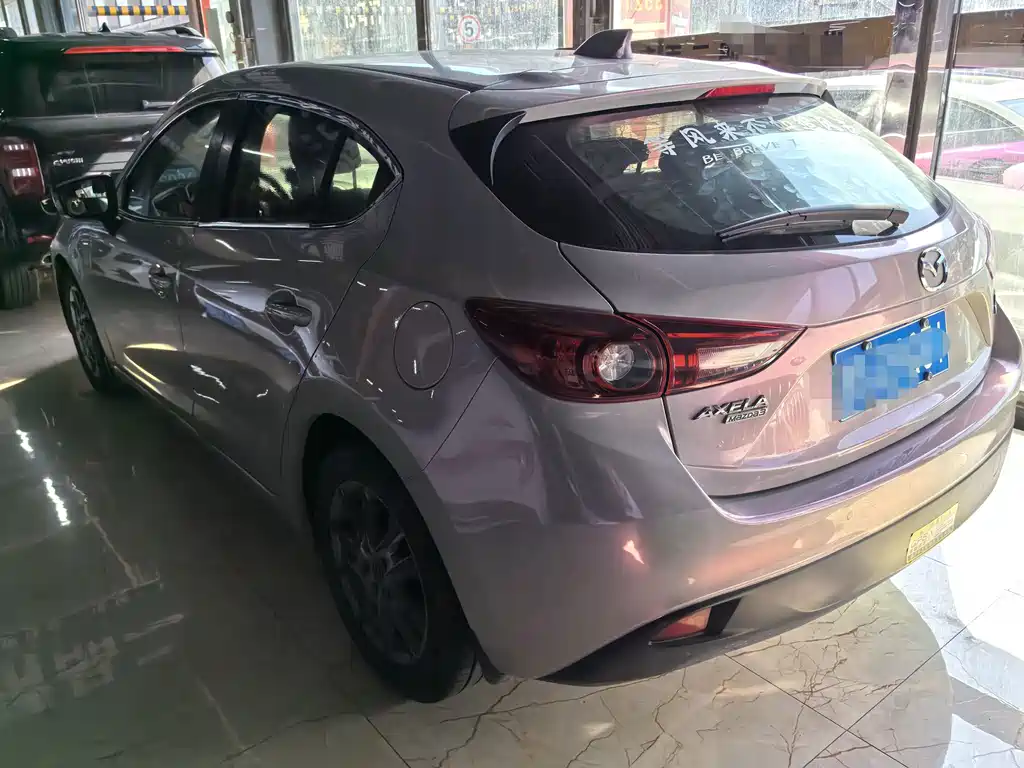 Mazda 3 Axela — миниатюра 4