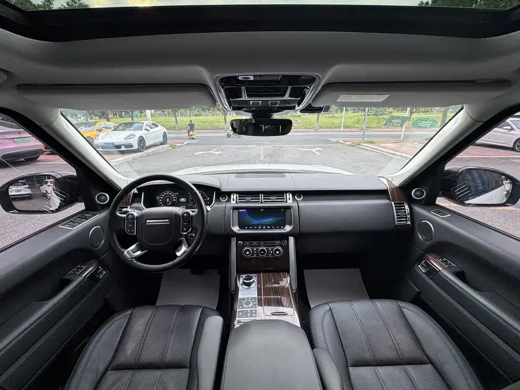 Land Rover Range Rover — миниатюра 20