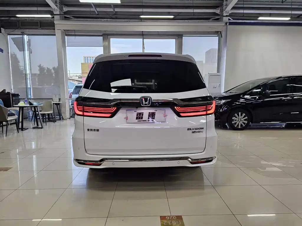 Honda Elysion — миниатюра 21