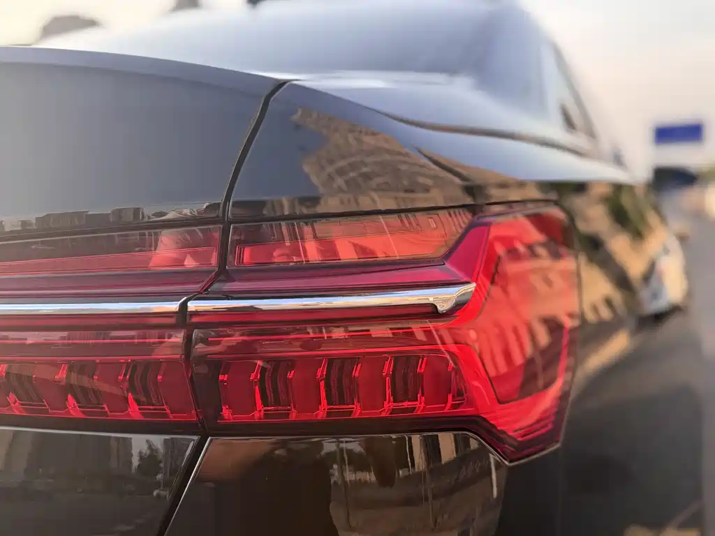 Audi A6L — миниатюра 20