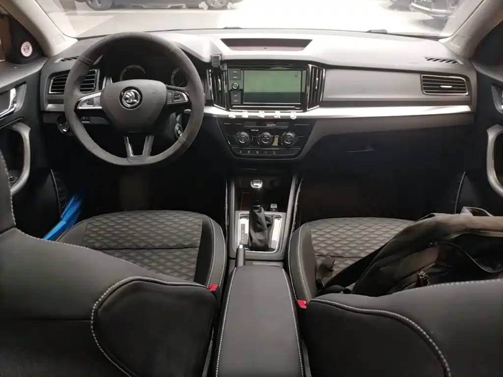 Skoda Kamiq — миниатюра 10