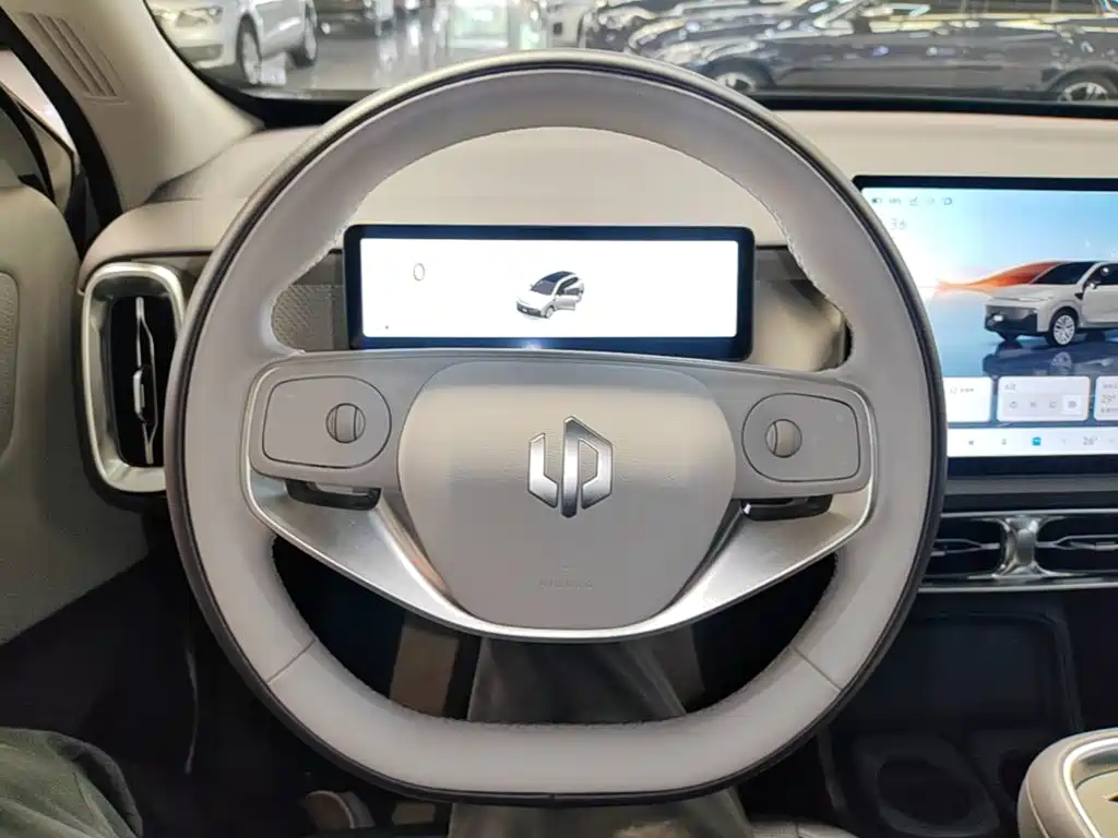 Leapmotor Leapmotor B10 — миниатюра 11