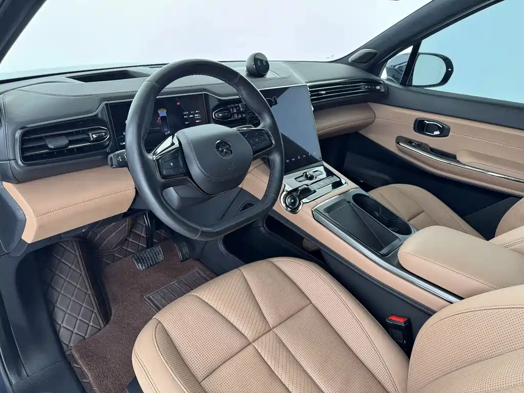 NIO ES8 — миниатюра 3