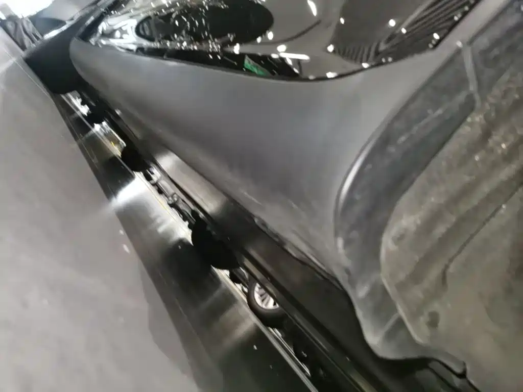 Tesla Model Y — миниатюра 22