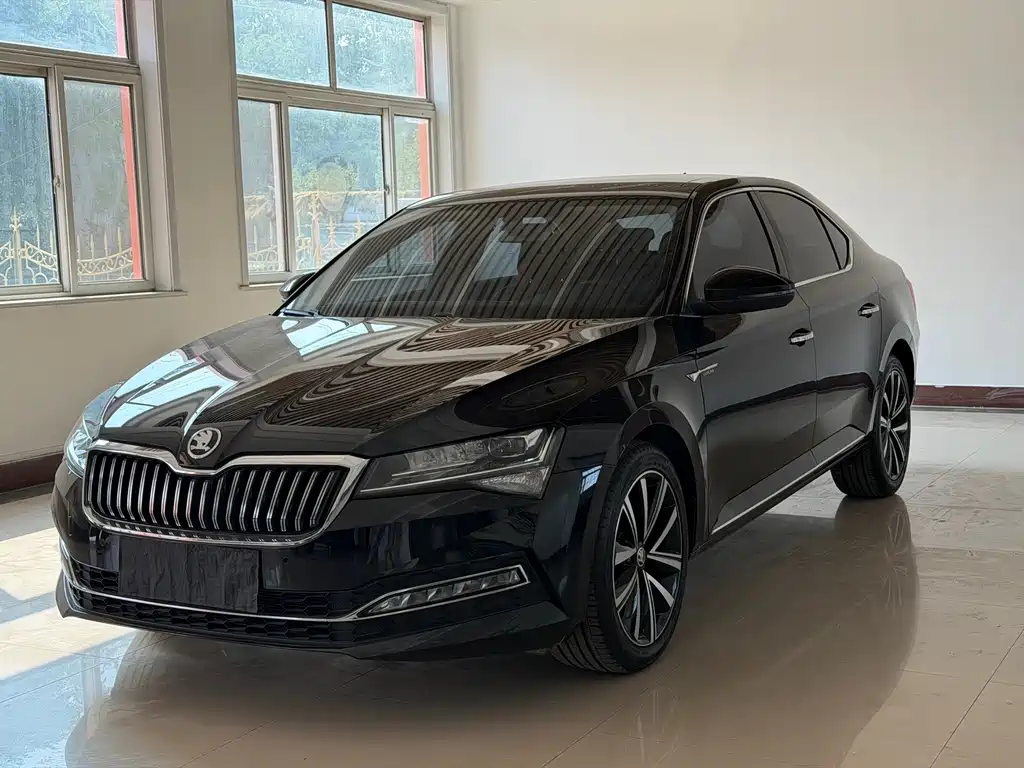 Skoda Superb 2024 — фото 2
