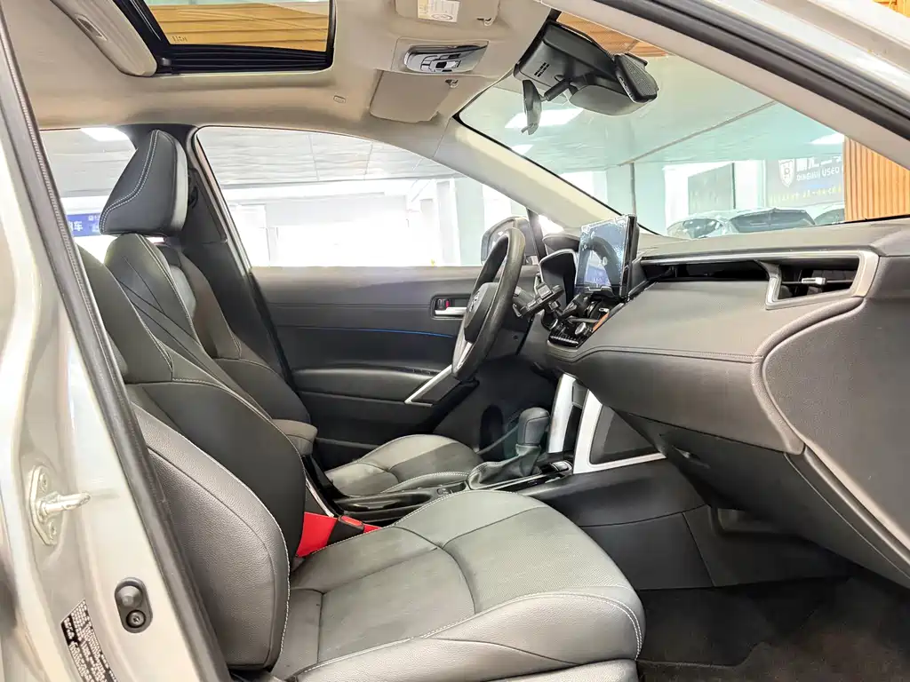 Toyota Frontlander — миниатюра 13