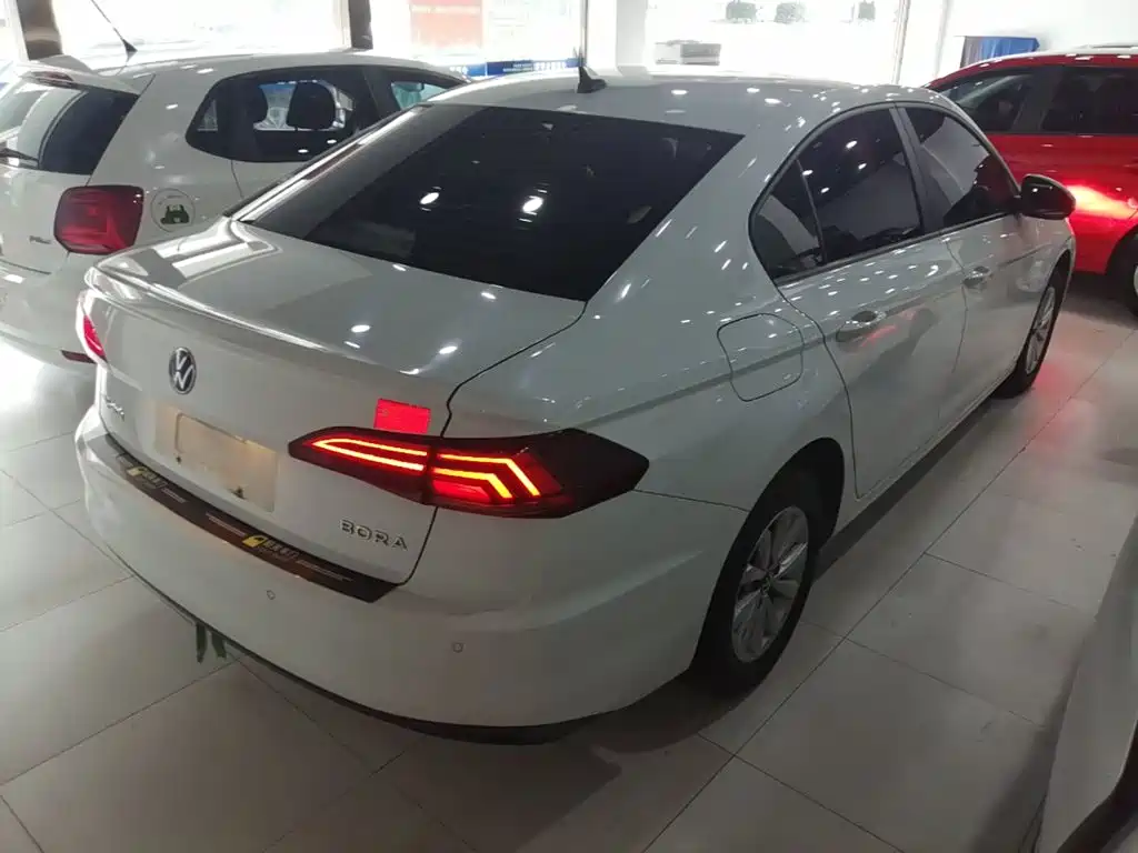 Volkswagen Bora — миниатюра 7