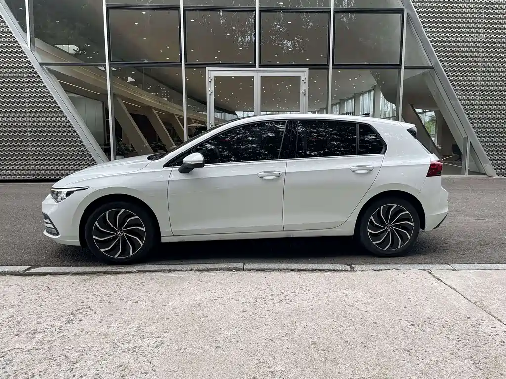 Volkswagen Golf 2021 280TSI DSG Pro