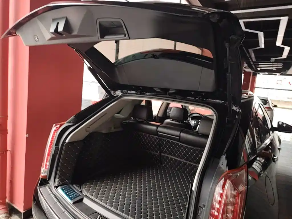 Cadillac SRX — миниатюра 19