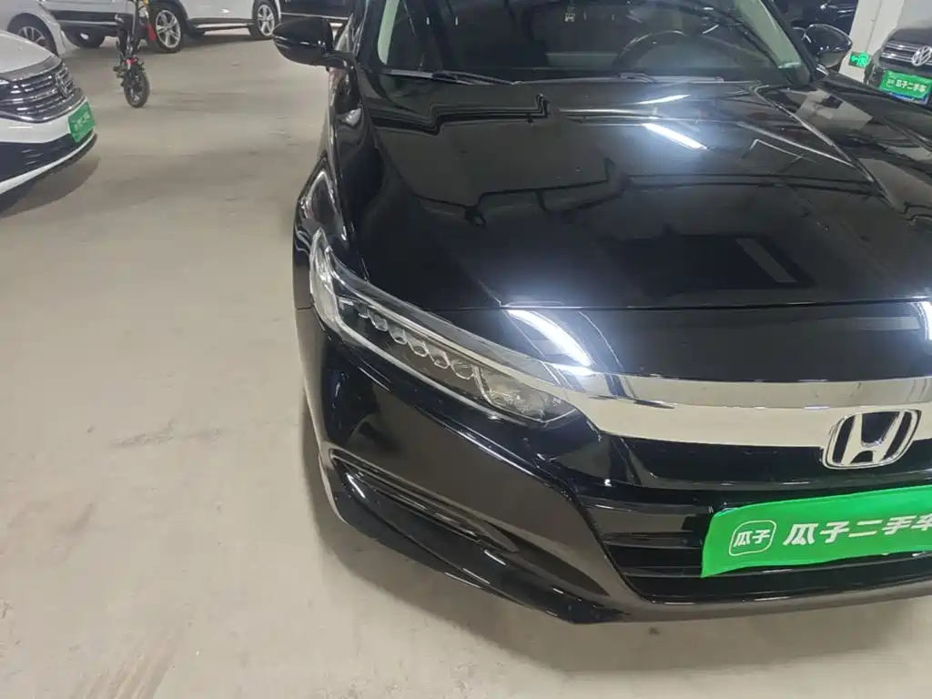 Honda Accord — миниатюра 8