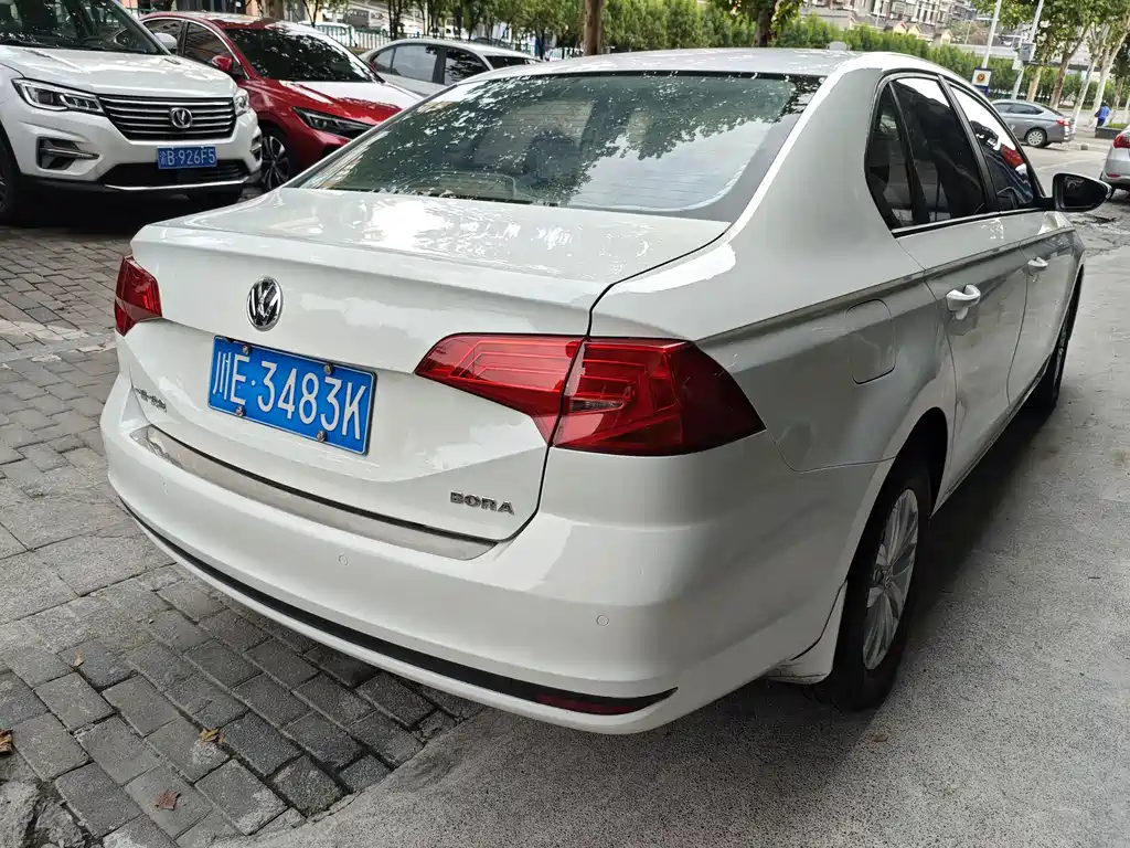 Volkswagen Bora — миниатюра 8