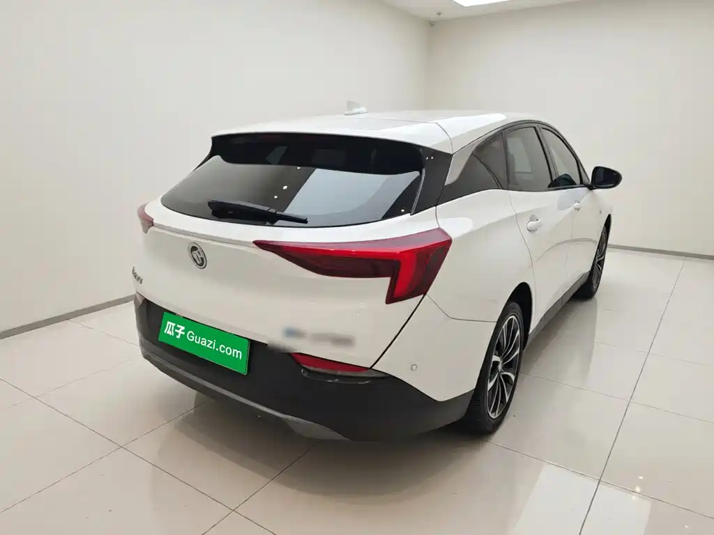 Buick Velite 6 — миниатюра 6