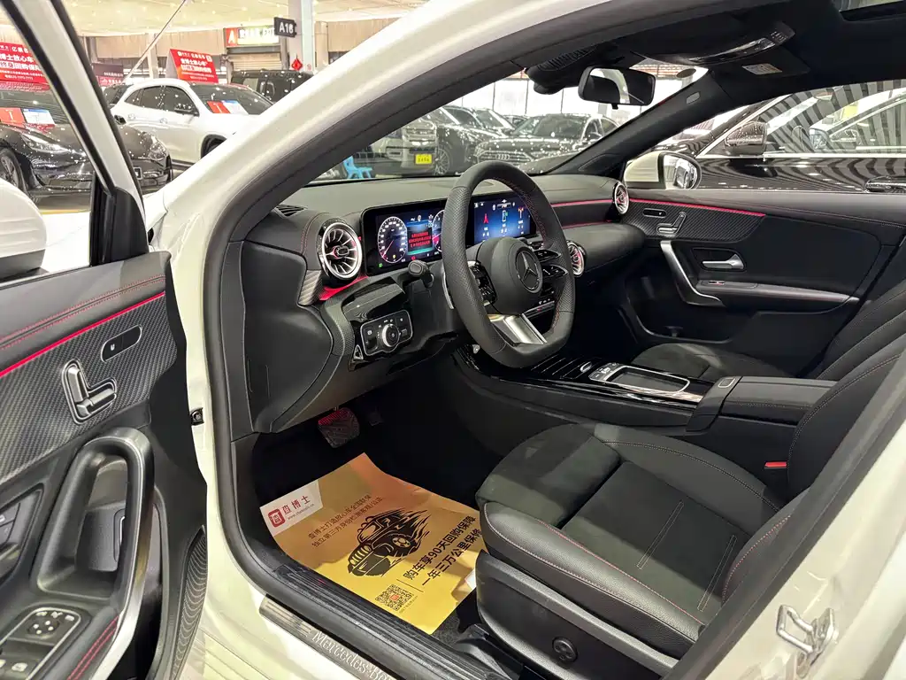 MERCEDES-BENZ A CLASS