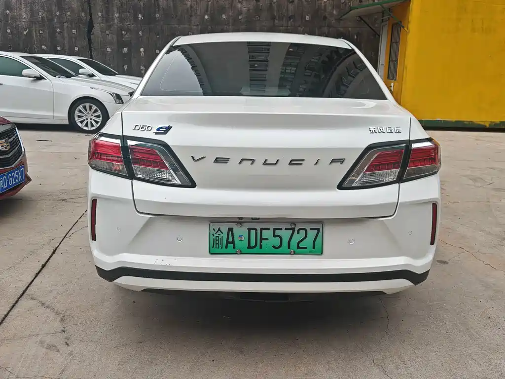 Venucia D60 EV — миниатюра 8
