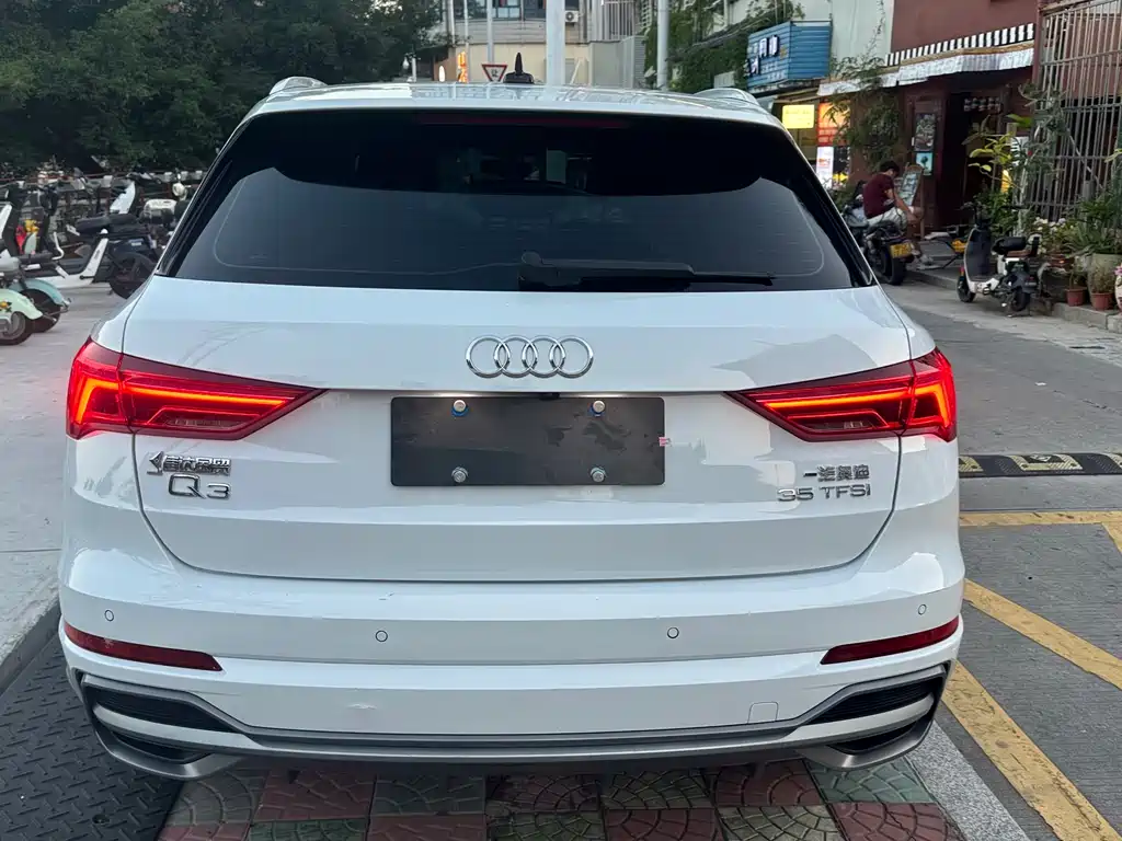 Audi Q3 2022 35 TFSI Fashion