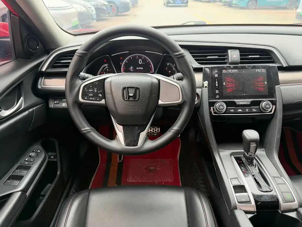 Honda Civic — миниатюра 7