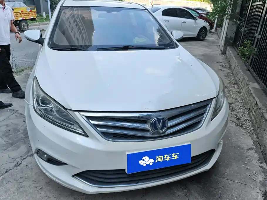 Changan Eado — миниатюра 2