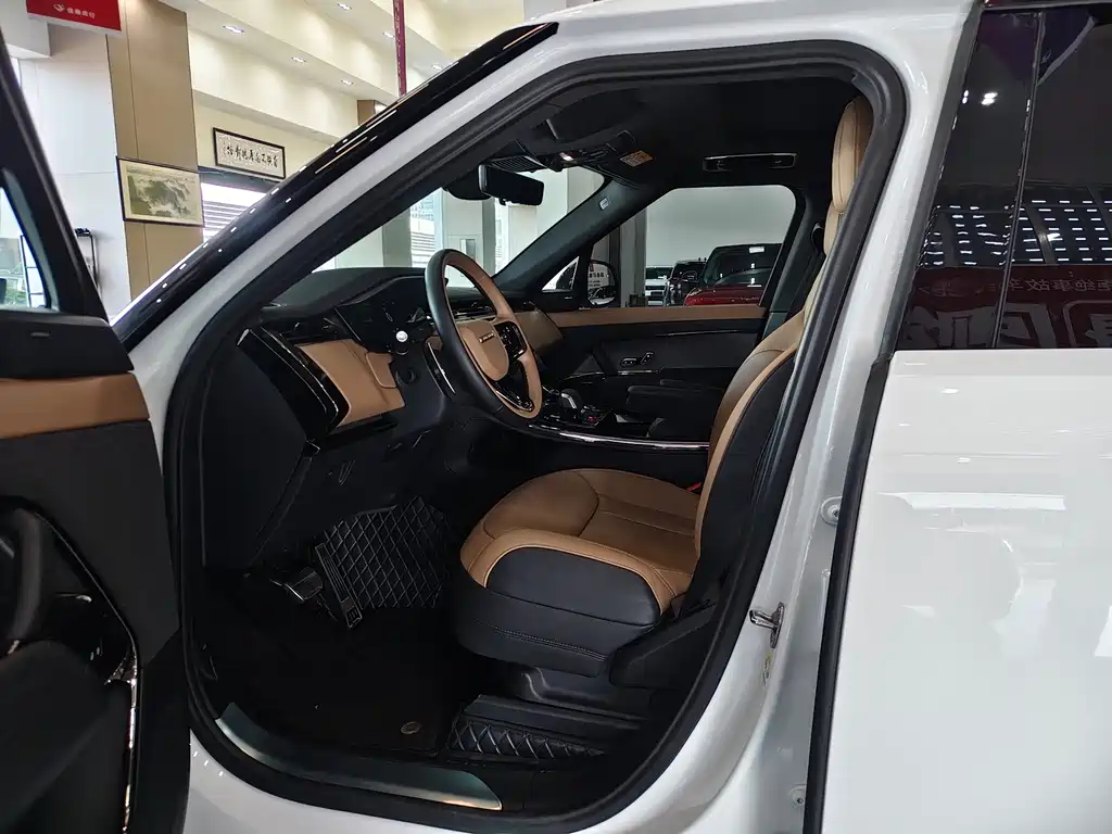 Land Rover Sport — миниатюра 7