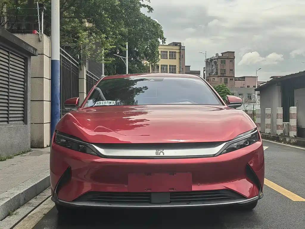 BYD Han — миниатюра 2